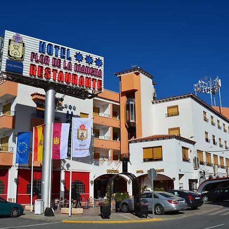 Hotel Flor De La Mancha La Roda Exterior photo